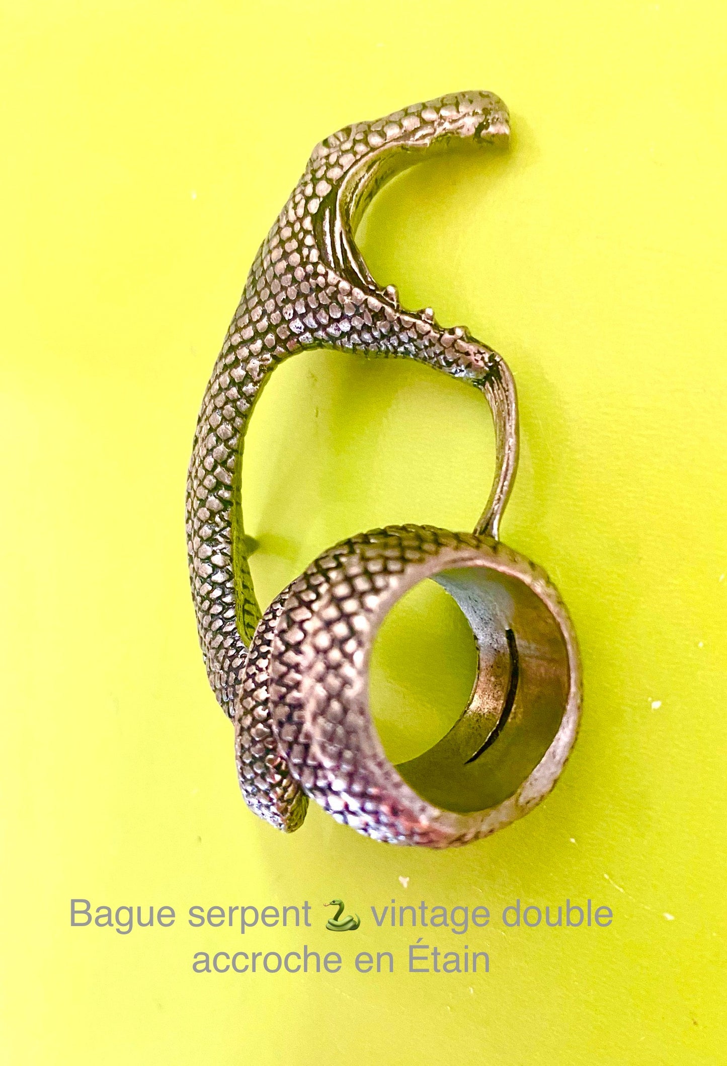 Bague Serpent 🐍 Vintage double accroche . En Étain. Pièce Unique. Collection privée
