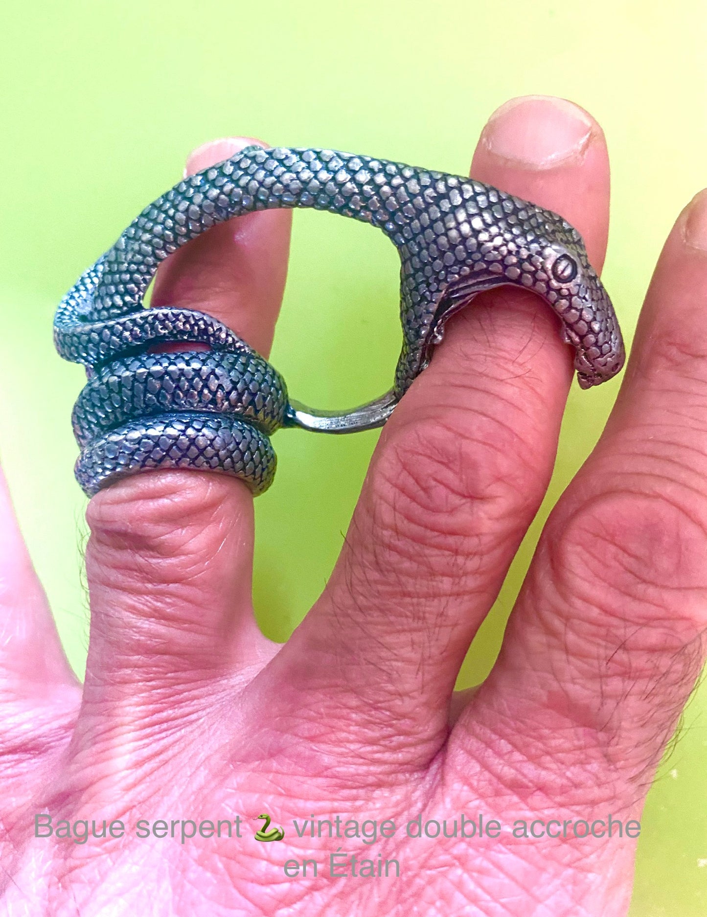 Bague Serpent 🐍 Vintage double accroche . En Étain. Pièce Unique. Collection privée