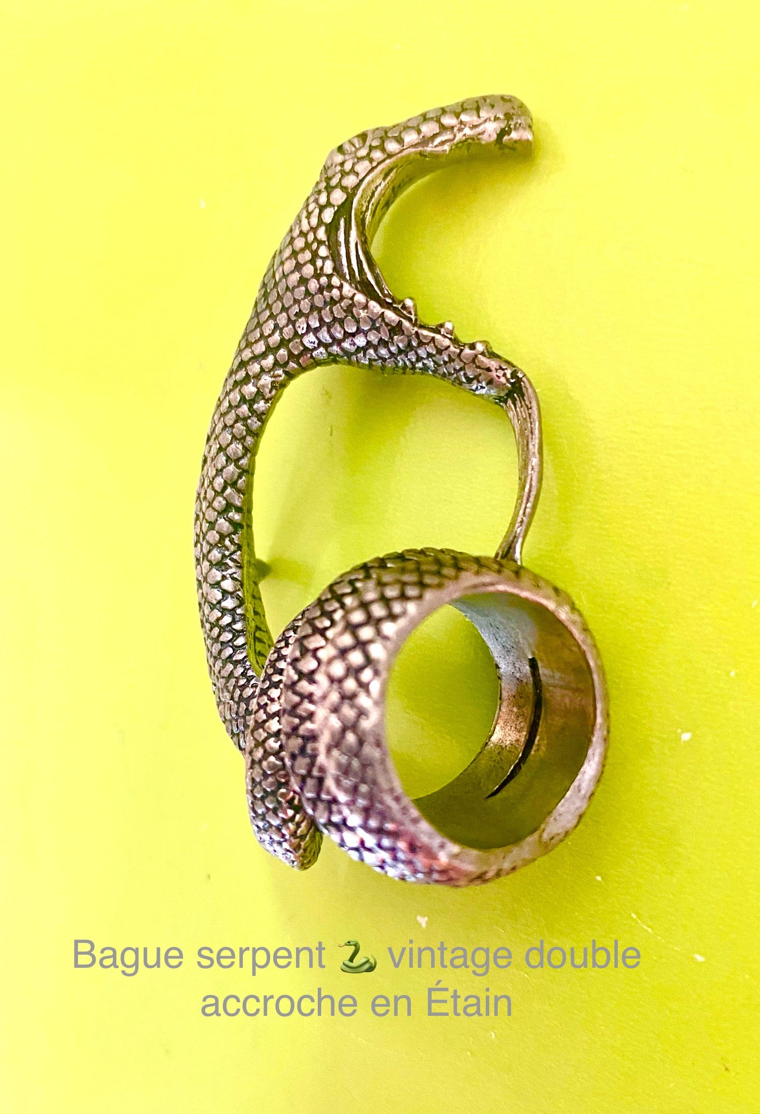 Bague Serpent 🐍 Vintage double accroche . En Étain. Pièce Unique. Collection privée