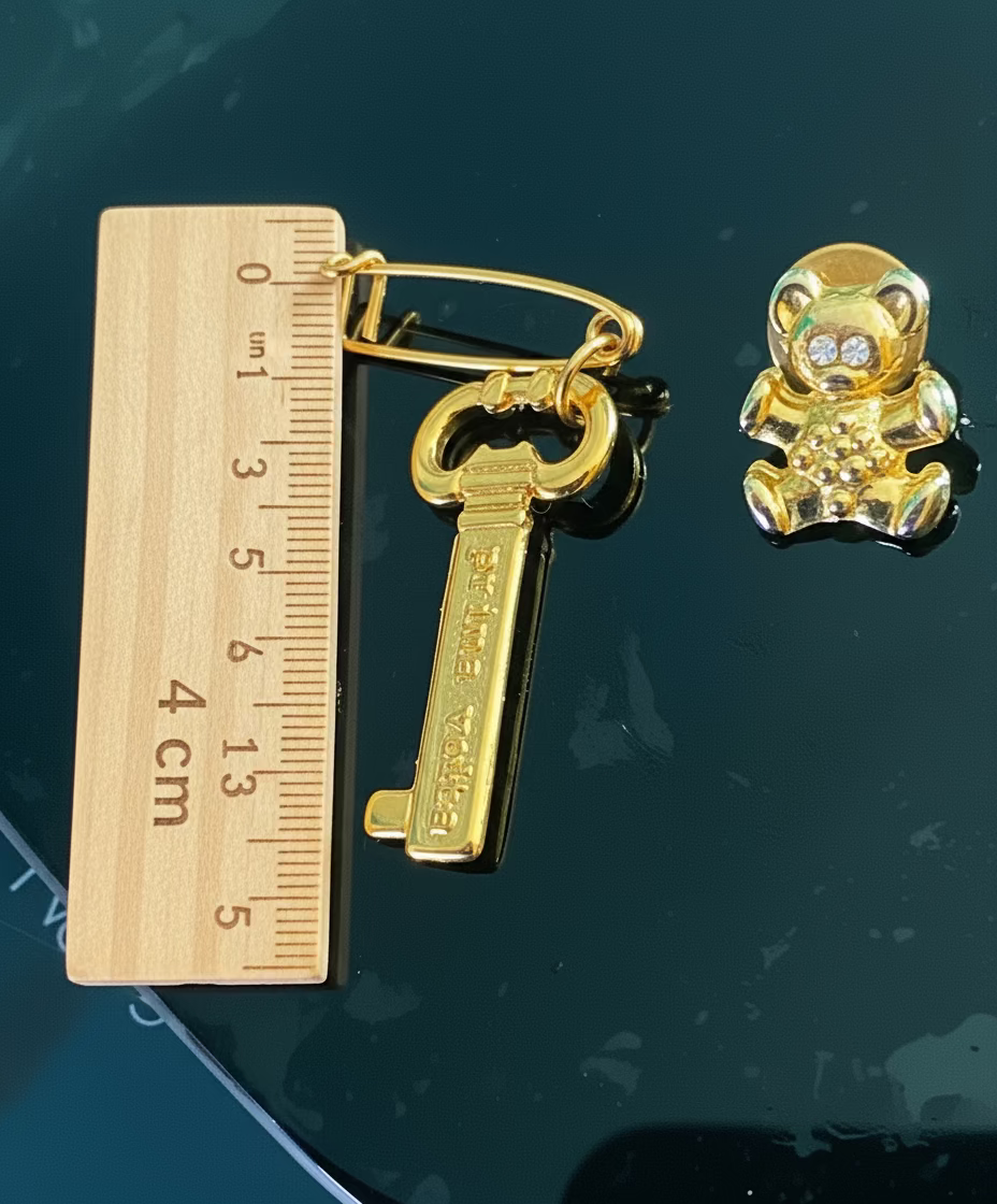 ✨ Pince Clé de Bonheur Plaquée Or - Accessoire Bijou Élégant