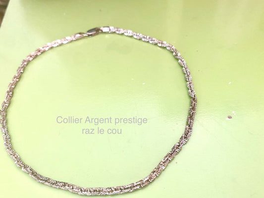Collier Argent raz le cou pièce unique 1 article