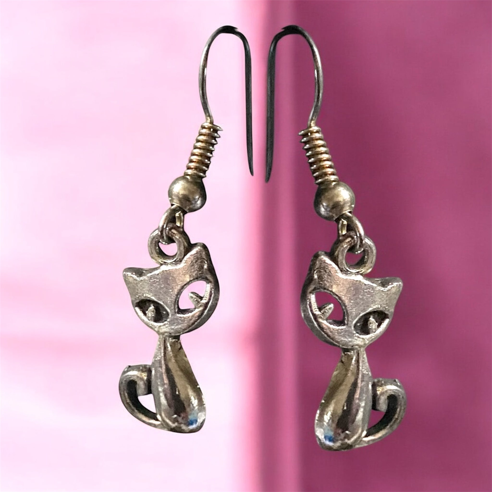 Boucles d'oreille Chat Métal Modèle Msasue vue de face