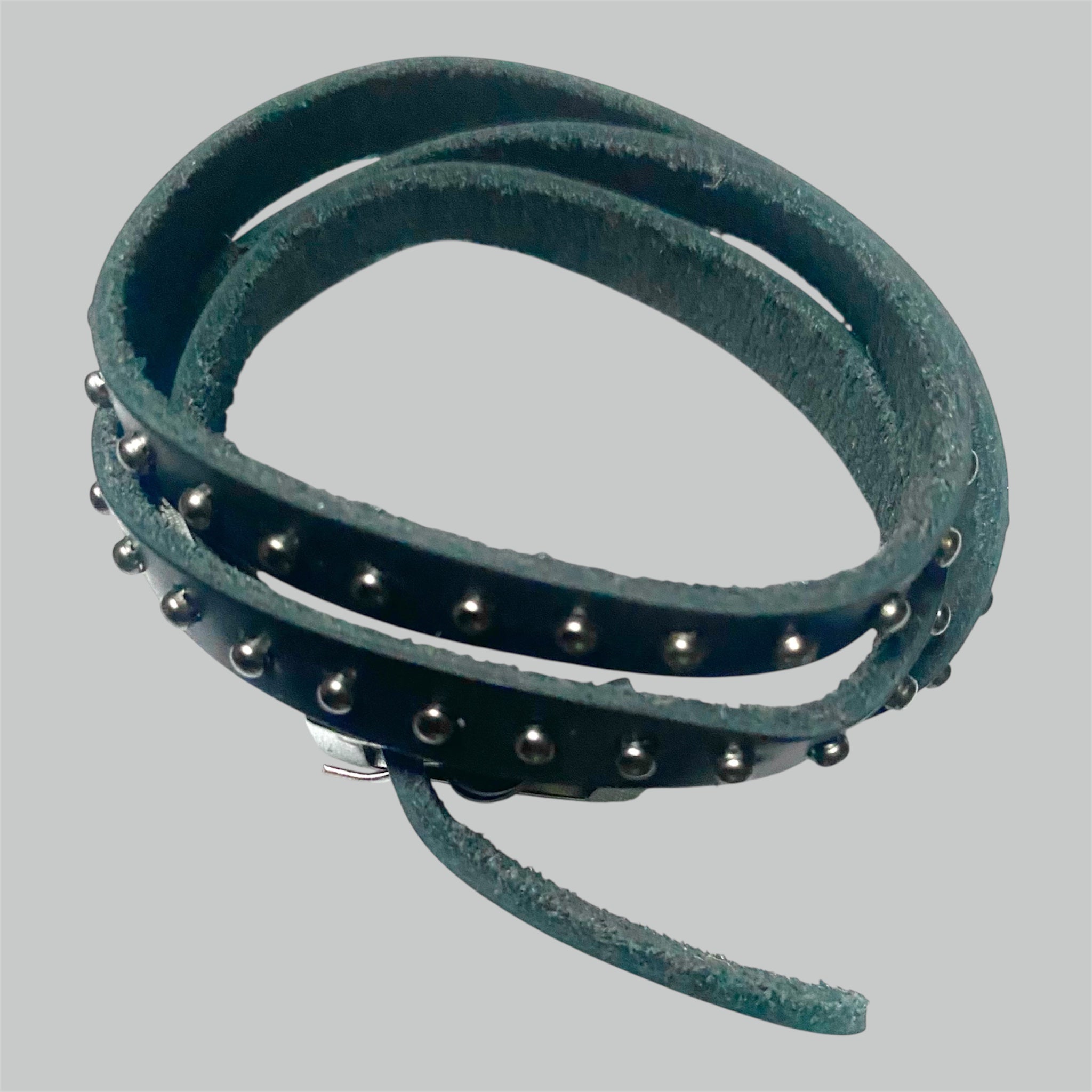 Bracelet_Emitation_Ceinture_synthetique_Noir_vue-oblique
