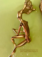 Pendentif Statuette femme mini Moyen format. Existe en deux tailles. Pièce unique Collection privée Artisan. Plaqué or