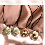 Collier_Associatif_Verre_Pendentif_illustration_Nature_4_variantes_vue_groupee