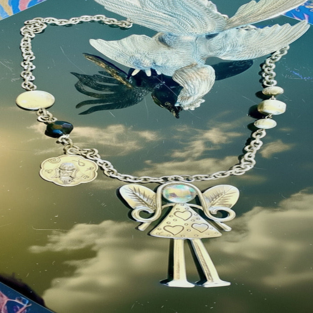 Collier Créole Fashion vue artistique de face oblique