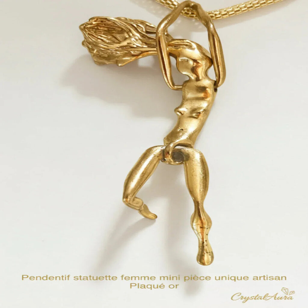 Pendentif Statuette Femme - Plaqué Or (Collection Artisanale Exclusive)